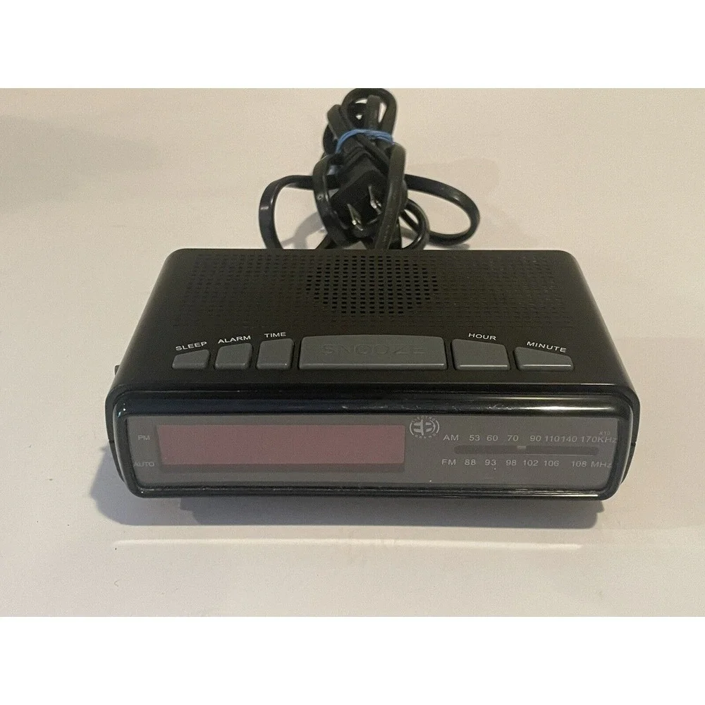Electro Brand Digital AM/FM Radio Alarm Clock Model 4610 Tested And Working‎